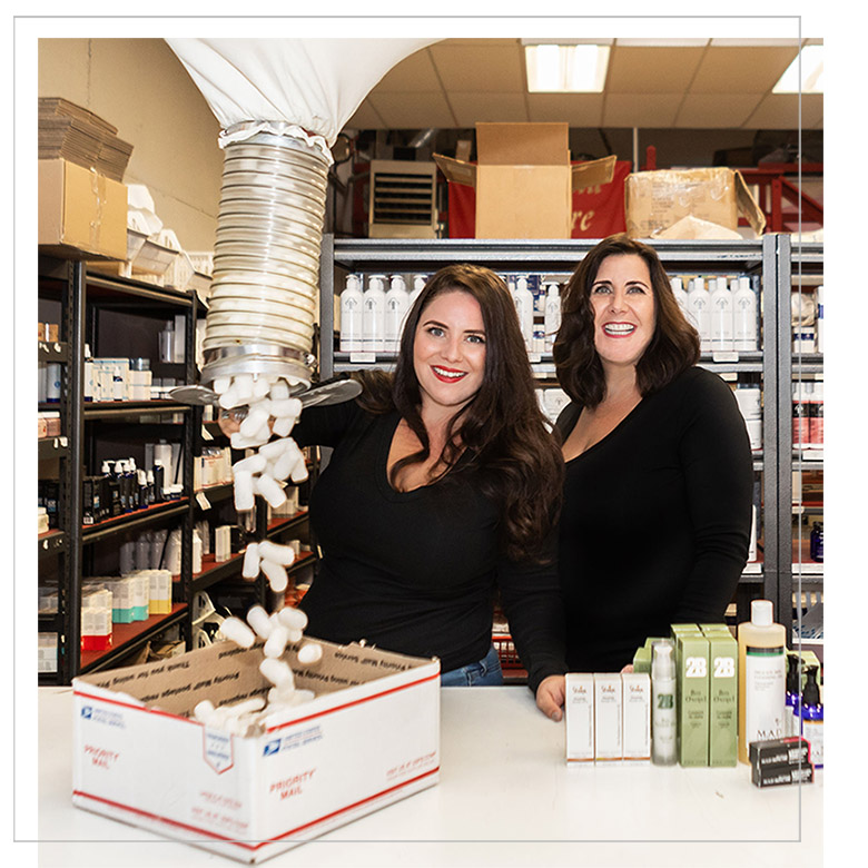 Kelli & Jullea Anderson, the mother/daughter team (and estheticians) running California Skincare Supply